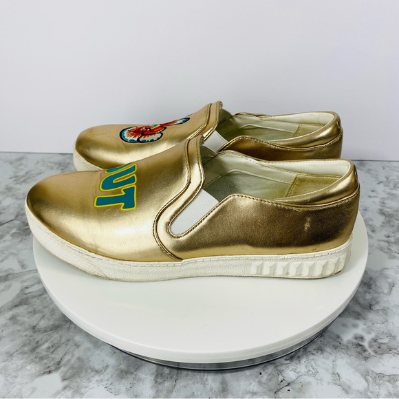 Sam Edelman Circus Sneakers Womens 8M Metallic Gold Peace Out Platform Round Toe - Picture 2 of 8